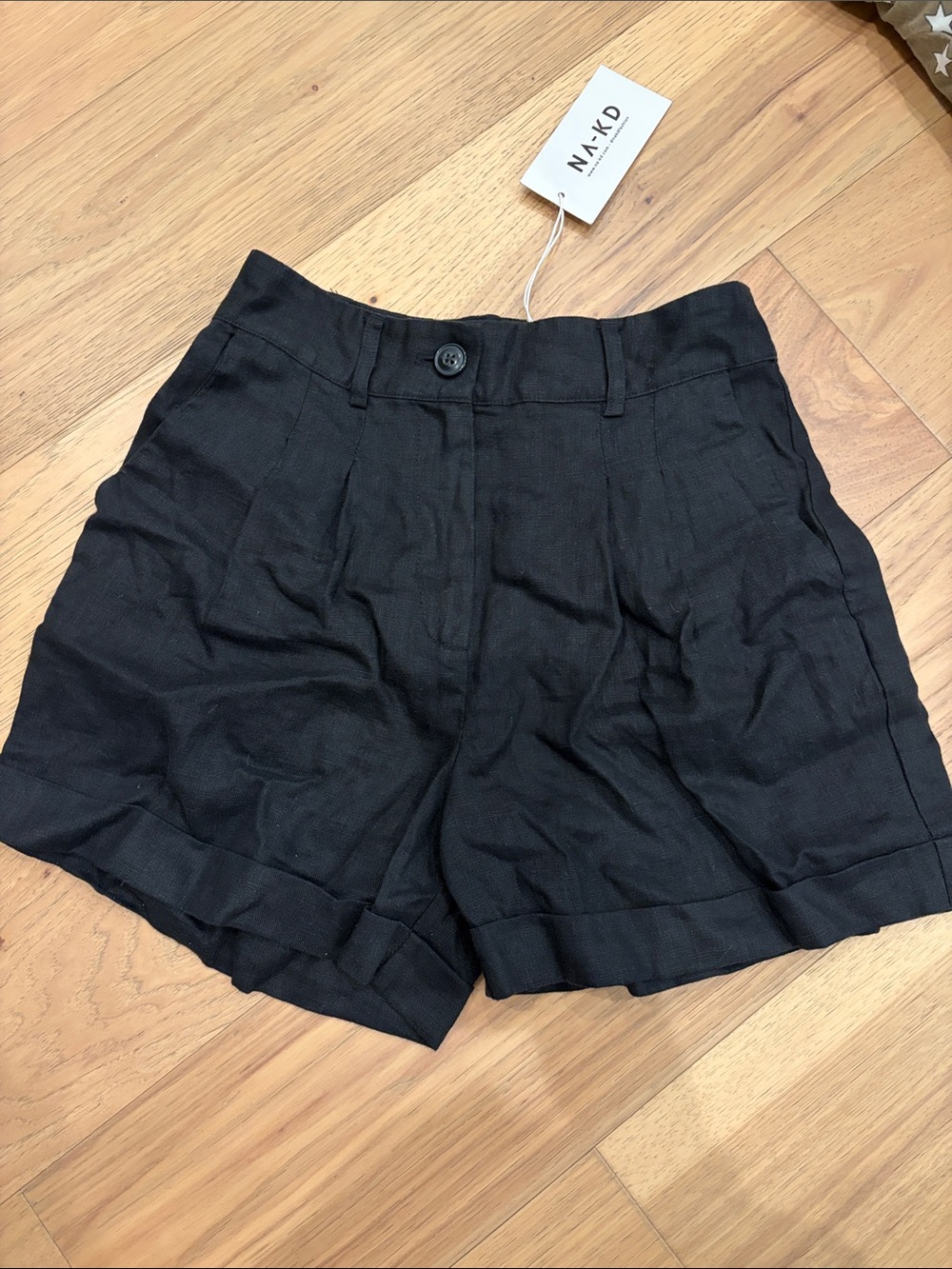 NA-KD Linen Folded Shorts - Black High-Waist Pleated Cuffed Shorts BNWT
